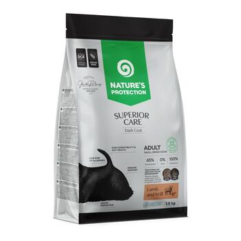 https://www.charly.si/uploads/products/ae132d31-d981-4284-b3d3-e85354dee9d9/small/natures-protection-superior-care-dark-coat-small--za-odrasle-pse-majhnih-pasem-s-temno-dlako--jagnjetina--kril.jpeg